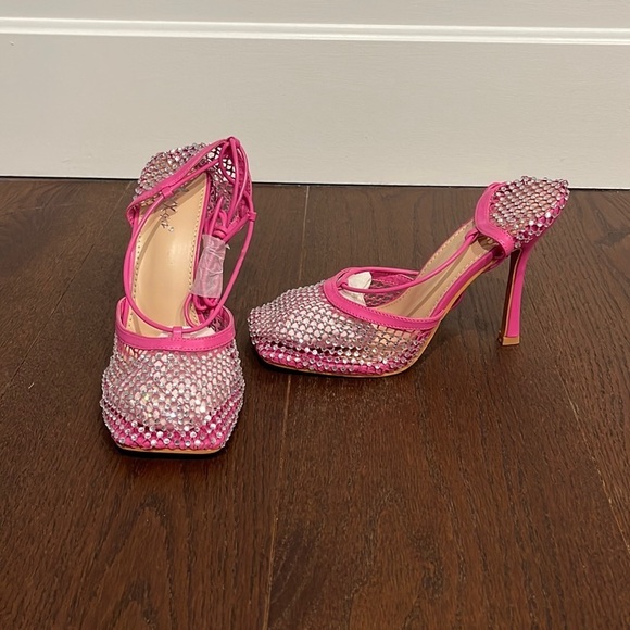 MIXX Shuz Pink Mesh With Rhinestones Heels Size 9 - Picture 1 of 6